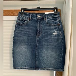 American Eagle Mom Skirt, jean skirt, never worn